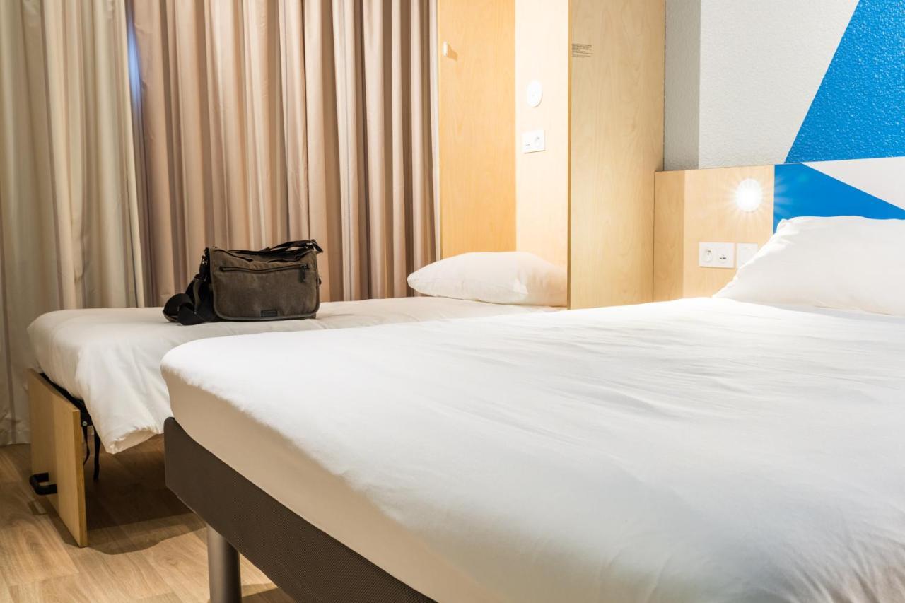 Ibis Budget Tours Sud Chambray-lès-Tours Exterior foto