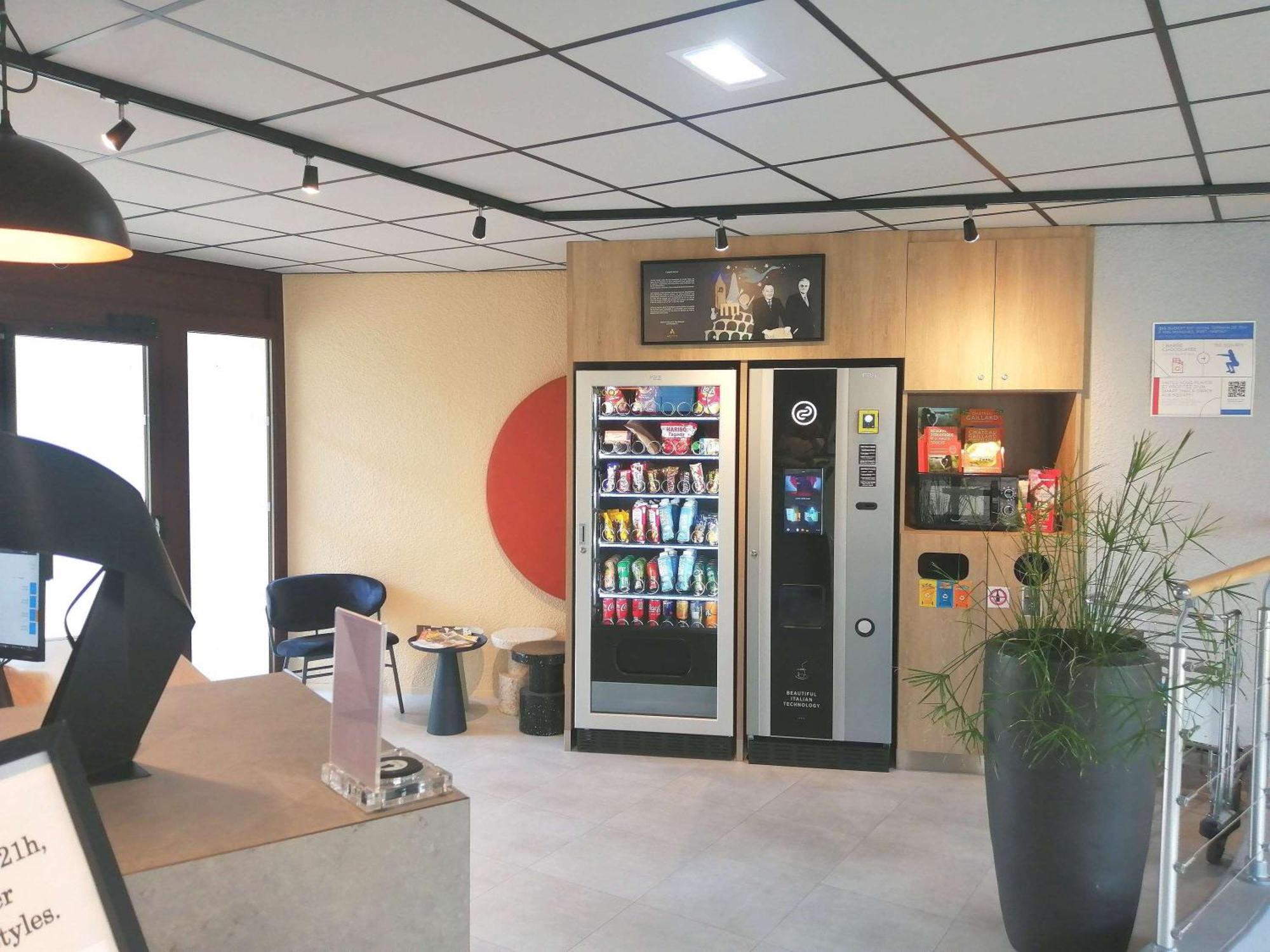 Ibis Budget Tours Sud Chambray-lès-Tours Exterior foto